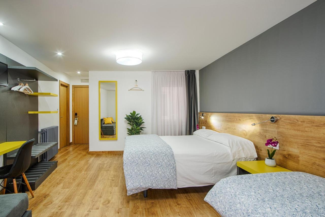 Hostal-Restaurante Lugano Верін Екстер'єр фото