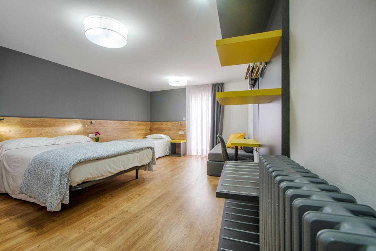 Hostal-Restaurante Lugano Верін Екстер'єр фото